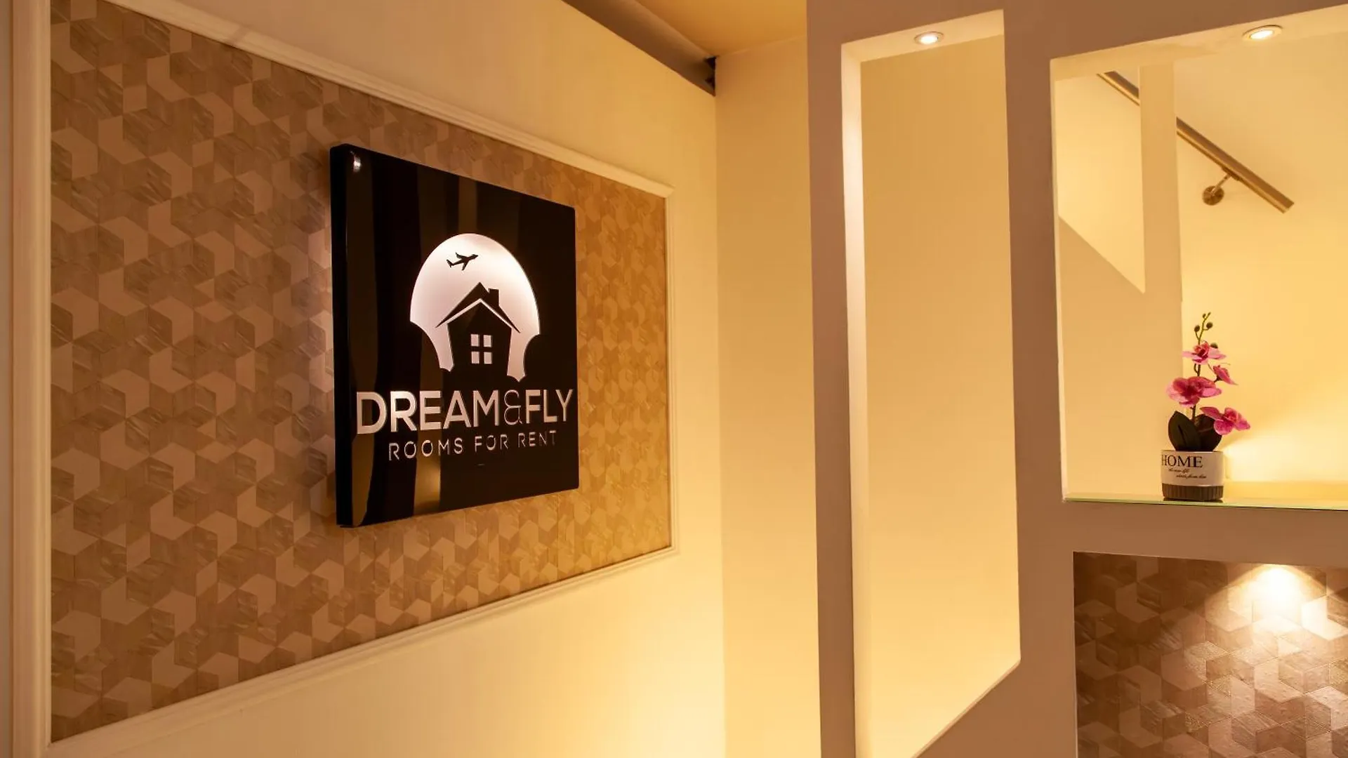 Hotel Dream & Fly Neapel 0*,
